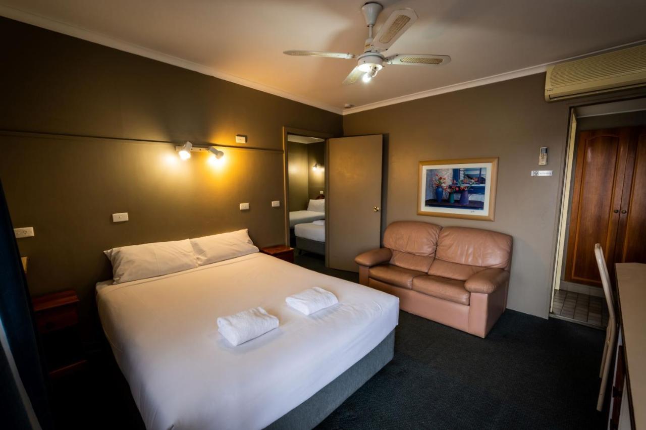 ווסט וויאלונג Ardeanal Motel מראה חיצוני תמונה