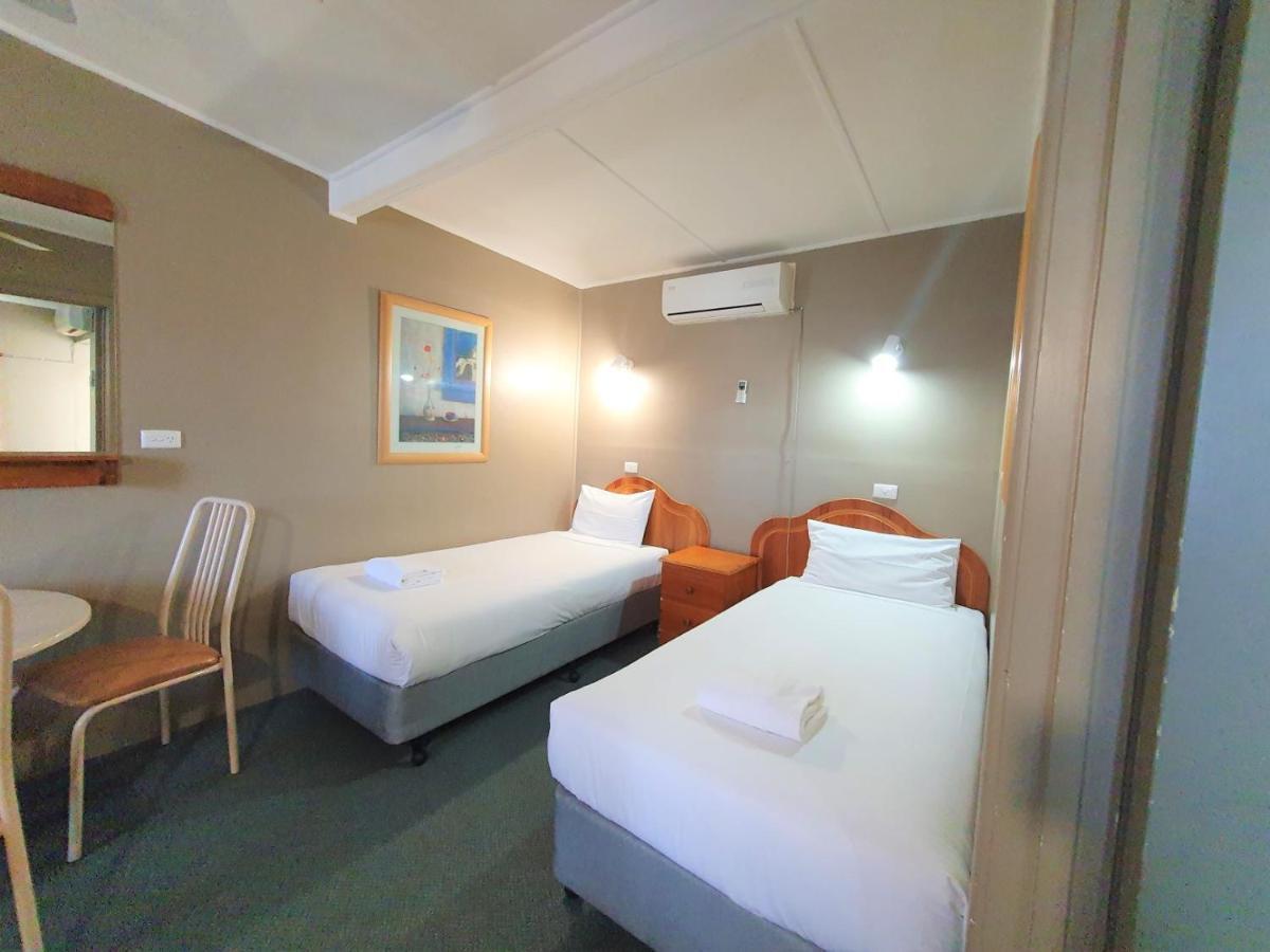 ווסט וויאלונג Ardeanal Motel מראה חיצוני תמונה