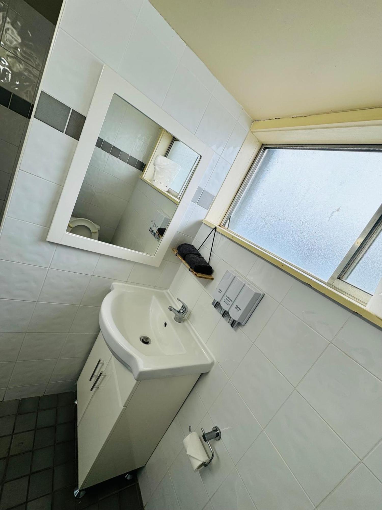 ווסט וויאלונג Ardeanal Motel מראה חיצוני תמונה