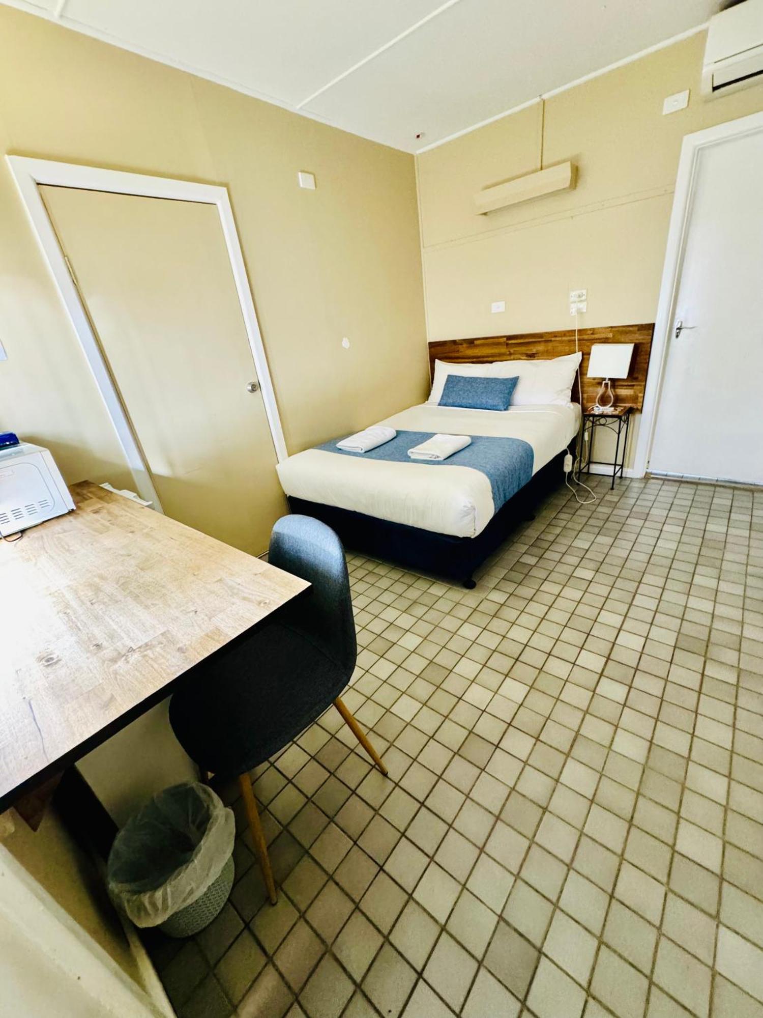 ווסט וויאלונג Ardeanal Motel מראה חיצוני תמונה