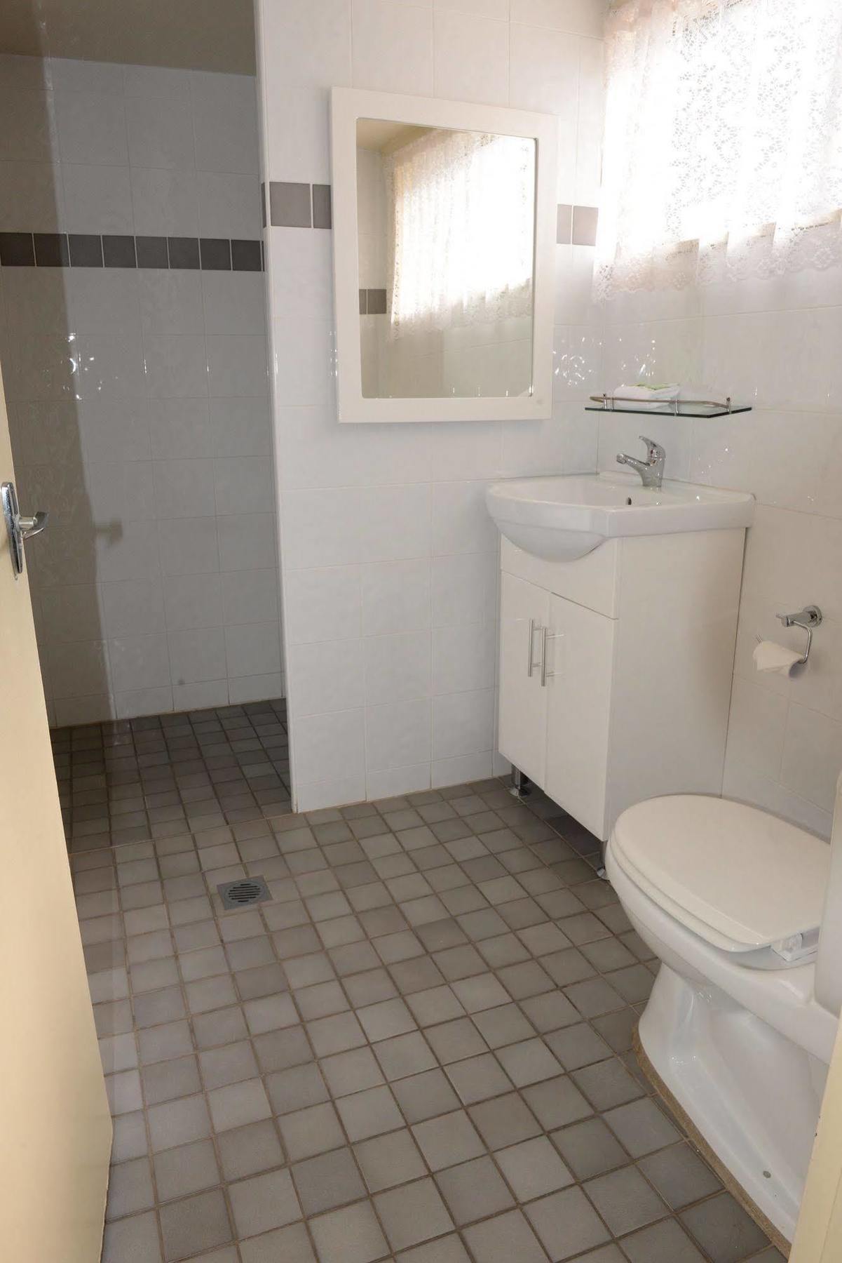 ווסט וויאלונג Ardeanal Motel מראה חיצוני תמונה
